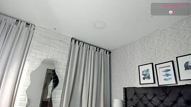 valentina  desire online show from 03/28/26, 12:28