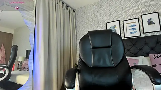 valentina  desire online show from 05/05/26, 11:46