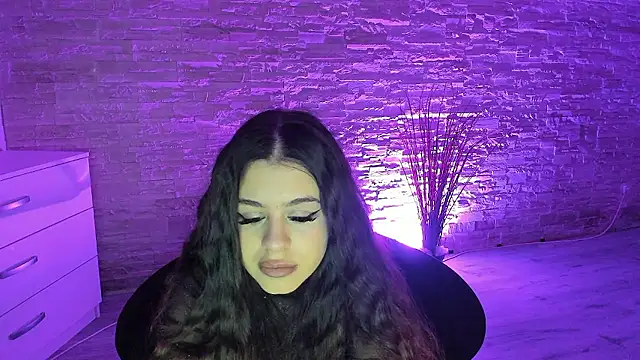 BellaNoir  online show from 01/08/26, 05:57