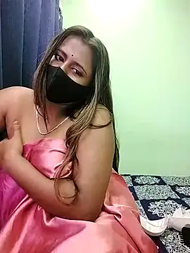 LoveLy-Soneya online show from 04/08/26, 08:27