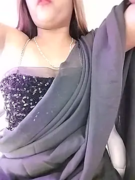 LoveLy-Soneya online show from 05/30/26, 10:32