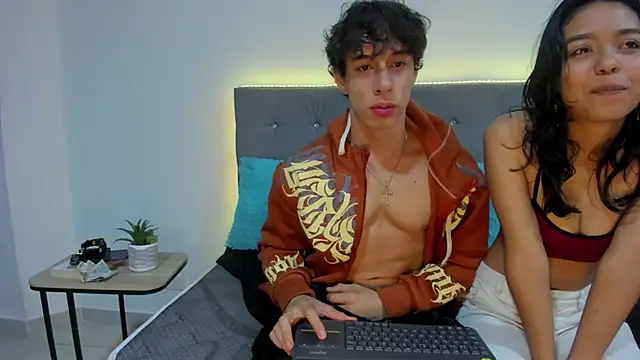 chris evans27 online show from 11/17/25, 04:05