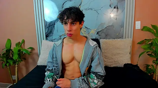 chris evans27 online show from 11/14/25, 04:27