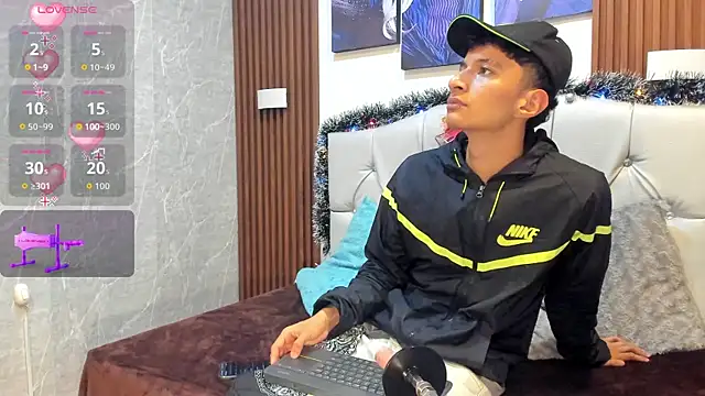 Elian Julian online show from 11/17/25, 09:08