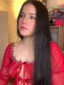 Snapshot of violettabond chatting on 06/13/26, 12:47 violettabond online show from 06/13/26, 12:47