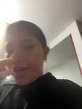 violettabond online show from 12/16/25, 10:08