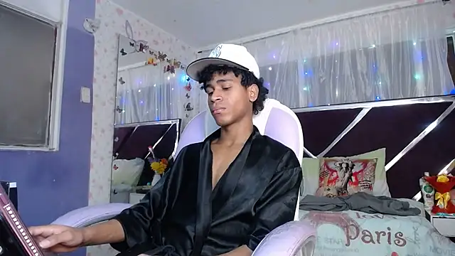 Santy bigcock 01 online show from 05/21/26, 01:19