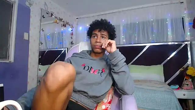 Santy bigcock 01 online show from 03/31/26, 12:51