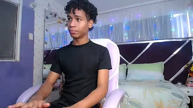 Santy bigcock 01 online show from 04/04/26, 12:56