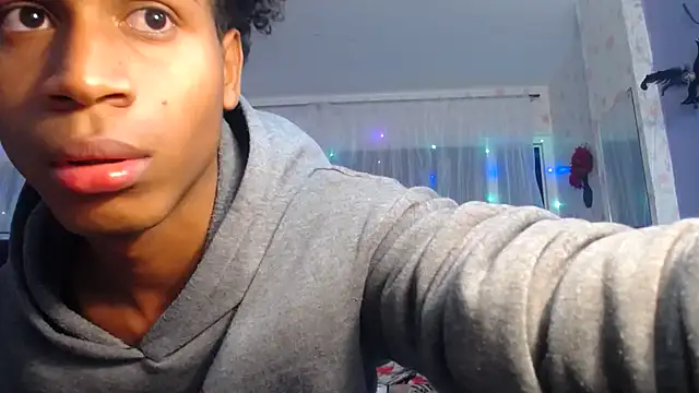 Santy bigcock 01 online show from 03/29/26, 02:46