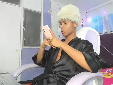 Santy bigcock 01 online show from 11/09/25, 02:15