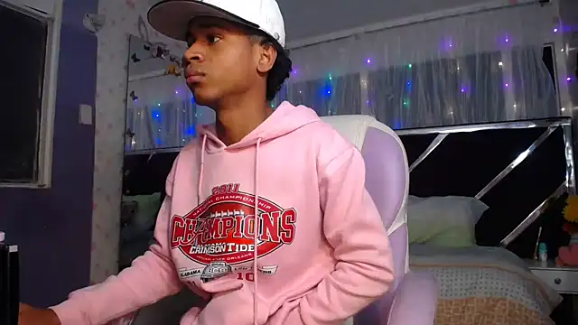 Santy bigcock 01 online show from 04/26/26, 11:51