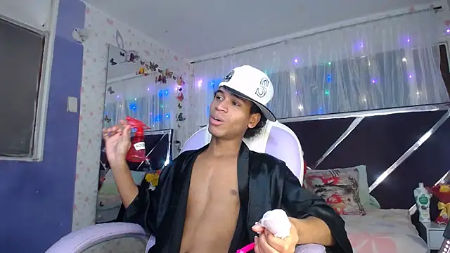 Santy bigcock 01 online show from 05/25/26, 05:22