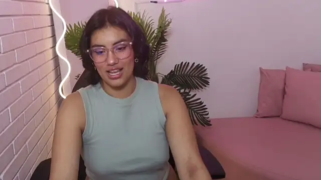 PEACHY TAY online show from 11/27/25, 12:05