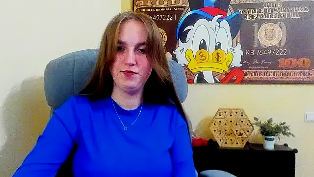 Snapshot of Nesie-Stoun chatting on 11/06/25, 01:26 Nesie-Stoun online show from 11/06/25, 01:26