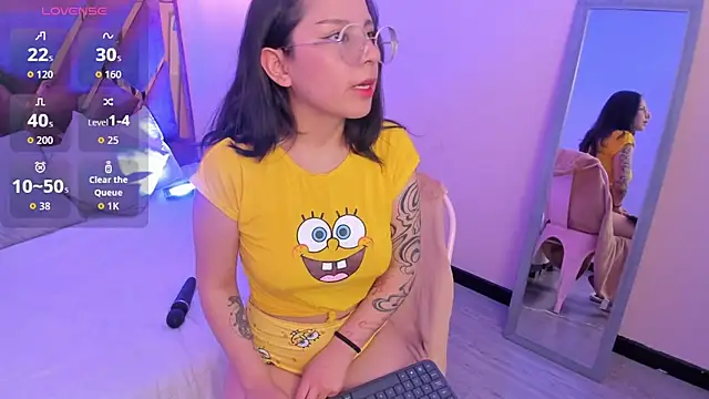 Snapshot of Kittyy_patitas_suaves chatting on 11/12/25, 01:04 Kittyy patitas suaves online show from 11/12/25, 01:04