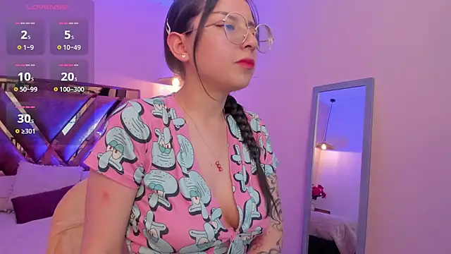 Snapshot of Kittyy_patitas_suaves chatting on 11/29/25, 02:34 Kittyy patitas suaves online show from 11/29/25, 02:34