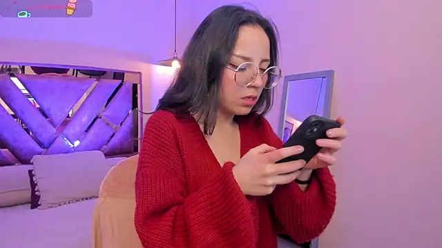 Snapshot of Kittyy_patitas_suaves chatting on 11/22/25, 10:58 Kittyy patitas suaves online show from 11/22/25, 10:58