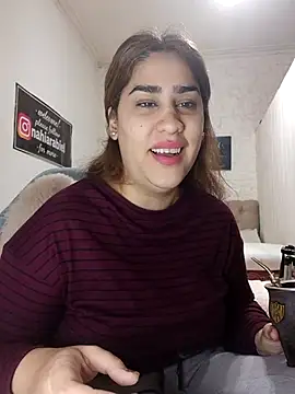 Snapshot of nahiarabiel33 chatting on 06/09/26, 03:57 nahiarabiel33 online show from 06/09/26, 03:57