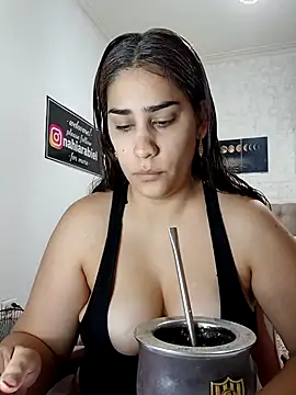 nahiarabiel33 online show from 02/04/26, 02:01