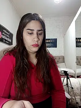Snapshot of nahiarabiel33 chatting on 06/29/26, 06:29 nahiarabiel33 online show from 06/29/26, 06:29