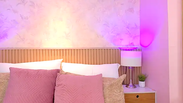 ValeriaMonet online show from 03/25/26, 07:57