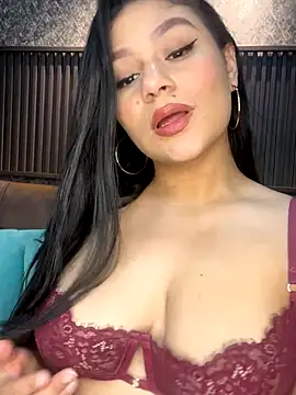 ValeriaMonet online show from 11/18/25, 07:39