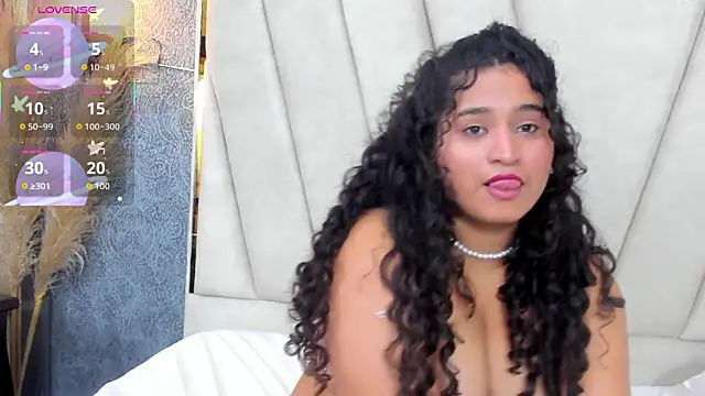 alana-silva online show from 03/29/26, 04:19