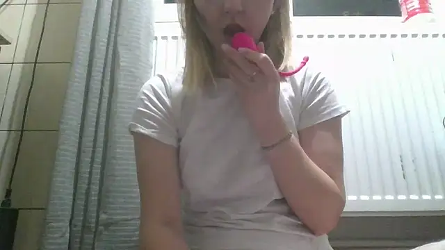 dirty sasha00 online show from 04/17/26, 02:36