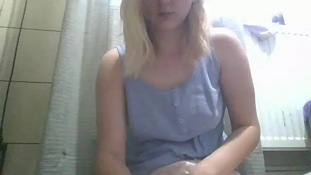 Snapshot of dirty_sasha00 chatting on 06/07/26, 03:45 dirty sasha00 online show from 06/07/26, 03:45