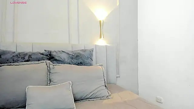 annie  20 online show from 01/17/26, 12:09