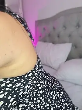 annie  20 online show from 03/28/26, 05:14