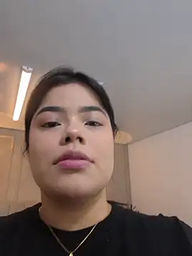 annie  20 online show from 12/05/25, 12:04