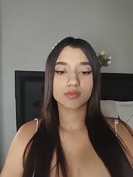 violett fowlerxx online show from 06/09/26, 11:22
