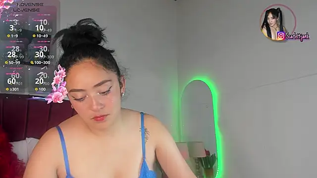 Scarlett Jank online show from 04/10/26, 06:15