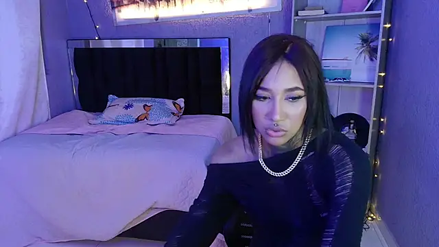 lyam ebony  online show from 11/14/25, 09:02