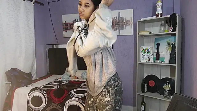 lyam ebony  online show from 11/20/25, 09:58