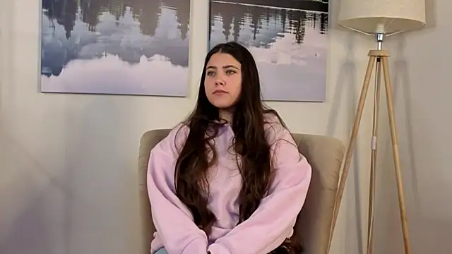 Snapshot of TeriRazey chatting on 11/05/25, 03:53 TeriRazey online show from 11/05/25, 03:53