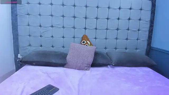 Maddy Blaze online show from 11/05/25, 01:52