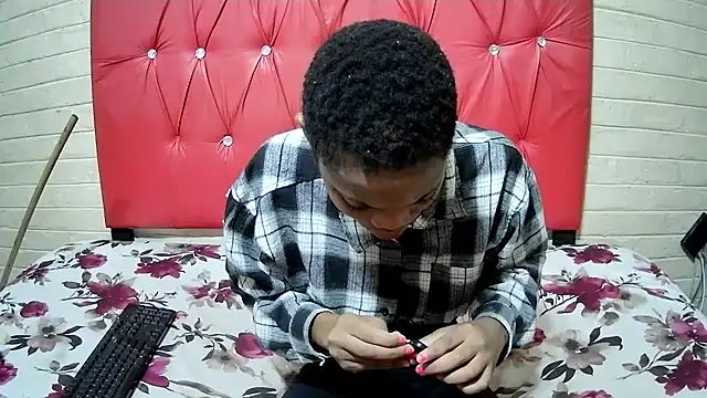 Snapshot of Pin-pop chatting on 12/03/25, 06:07 Pin-pop online show from 12/03/25, 06:07