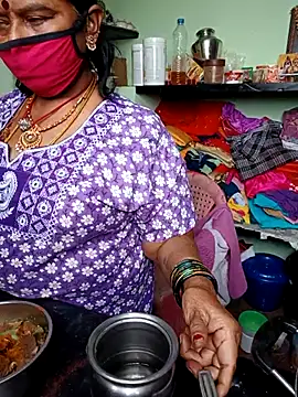 savithasree online show from 11/17/25, 06:28