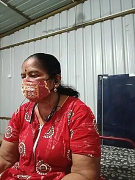 Snapshot of savithasree chatting on 07/16/26, 05:43 savithasree online show from 07/16/26, 05:43