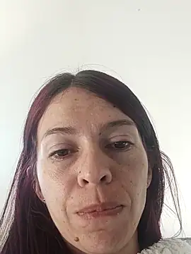 Emi Rosee online show from 12/19/25, 12:07