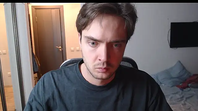 lucky swimmer online show from 12/01/25, 02:51