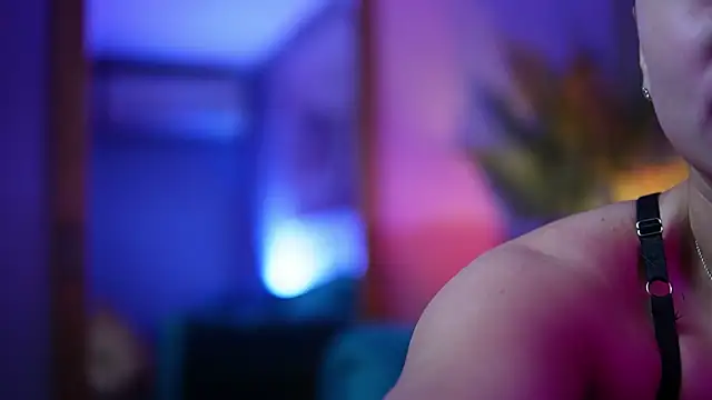 AmeliaJupiter online show from 11/08/25, 08:12