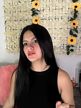 Lorenaa1 online show from 11/12/25, 09:51