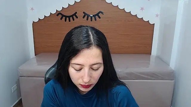 scarlett percy t online show from 12/05/25, 07:12