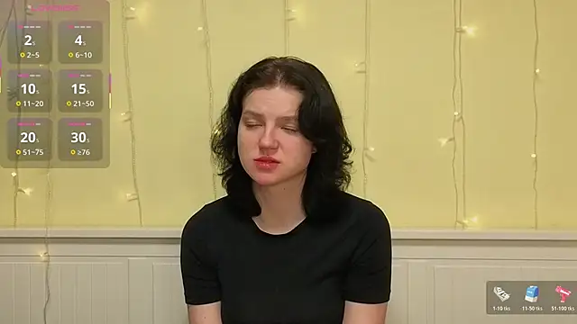 LatinaHuguenin online show from 01/18/26, 07:12