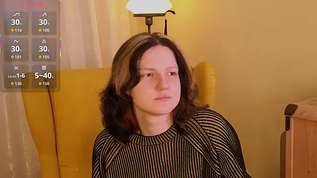 LatinaHuguenin online show from 02/19/26, 06:49