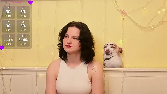 LatinaHuguenin online show from 01/08/26, 07:03